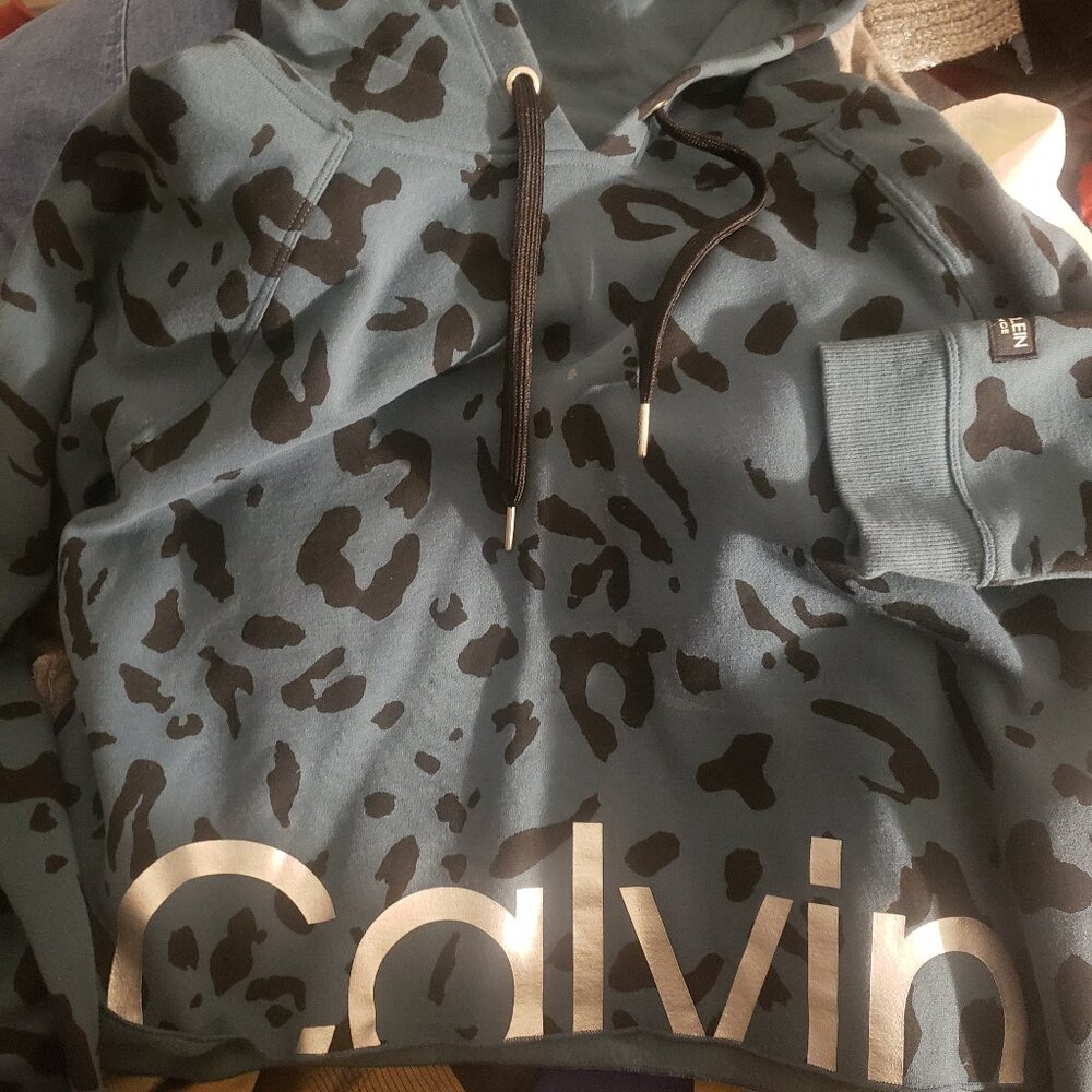 CROP HOODIE